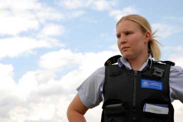 Femaleofficer2009apr06